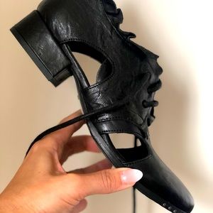 Ladies Italian leather shoes